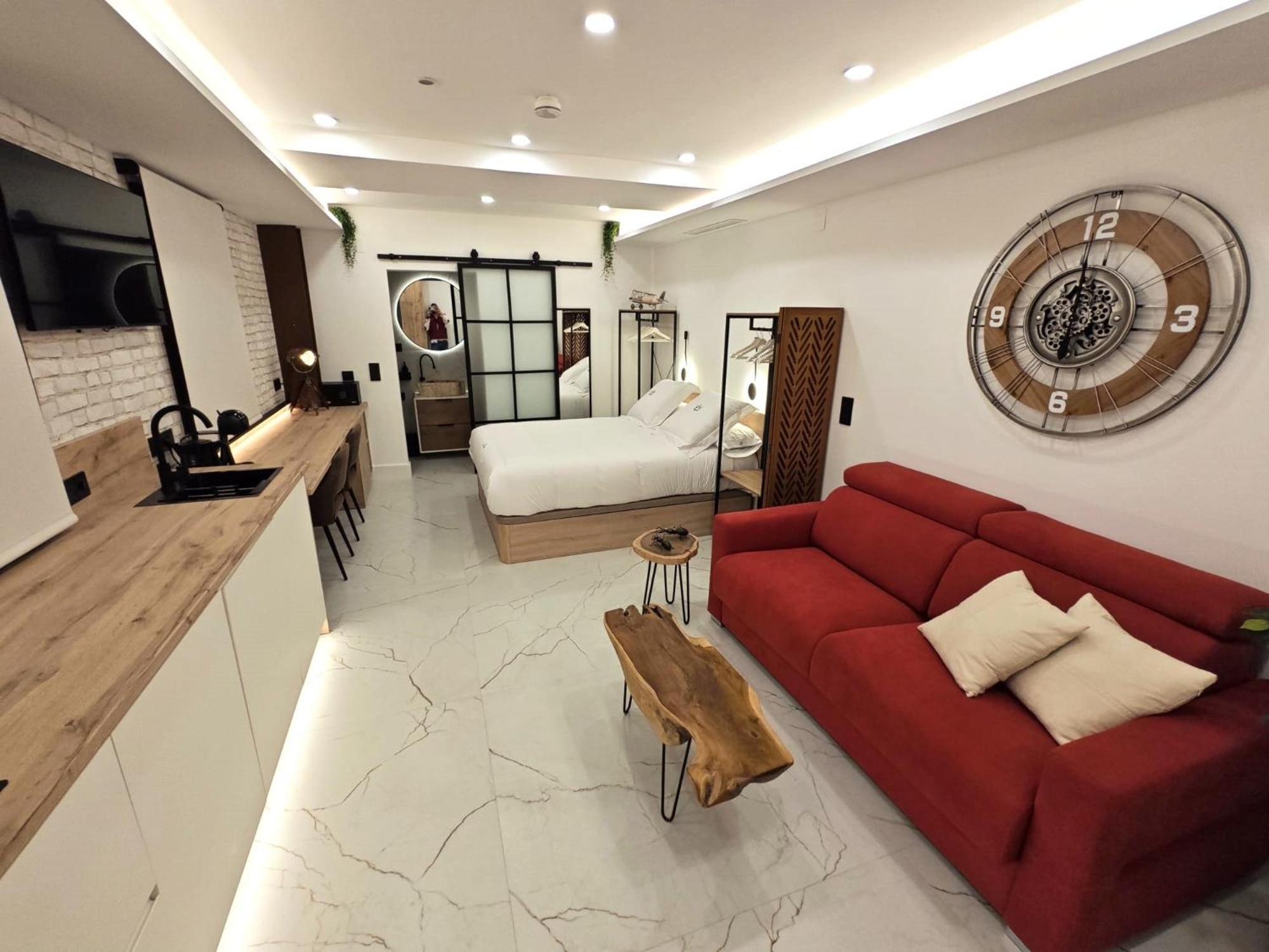 La Parada Del Rey - Luxury Suites Пласенсия Экстерьер фото